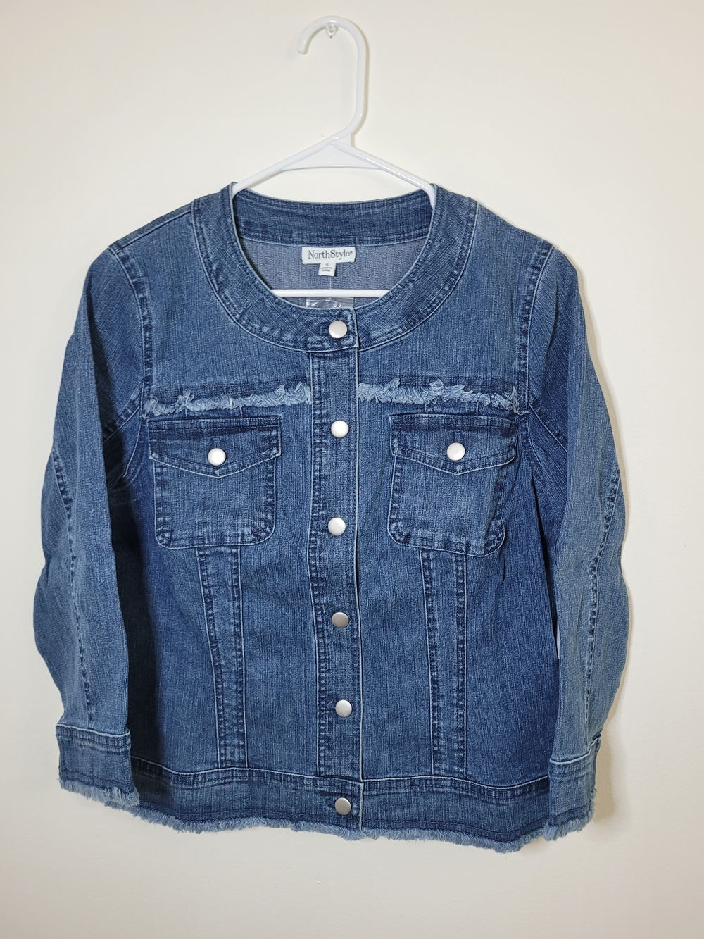 NorthStyle Women's Blue Denim Jean Jacket with Button Front Size Small